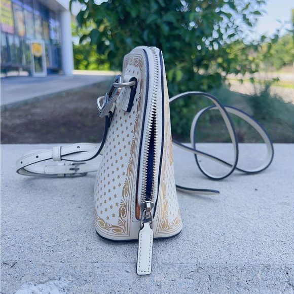 Clearance Gucci Mini Guccy Sega Crossbody Bag - Picture 2 of 4